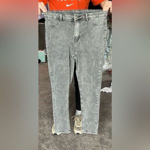 SHEIN Grey Skinny Jeans. Run small